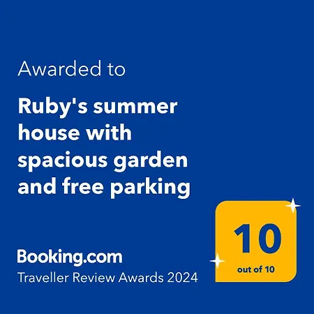 Ruby'S Summer House With Spacious Garden And Free Parking Gavrio Exterior photo